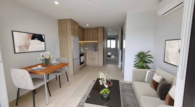 Modern, sunny 1 bedroom upper level apartment - Photo 1