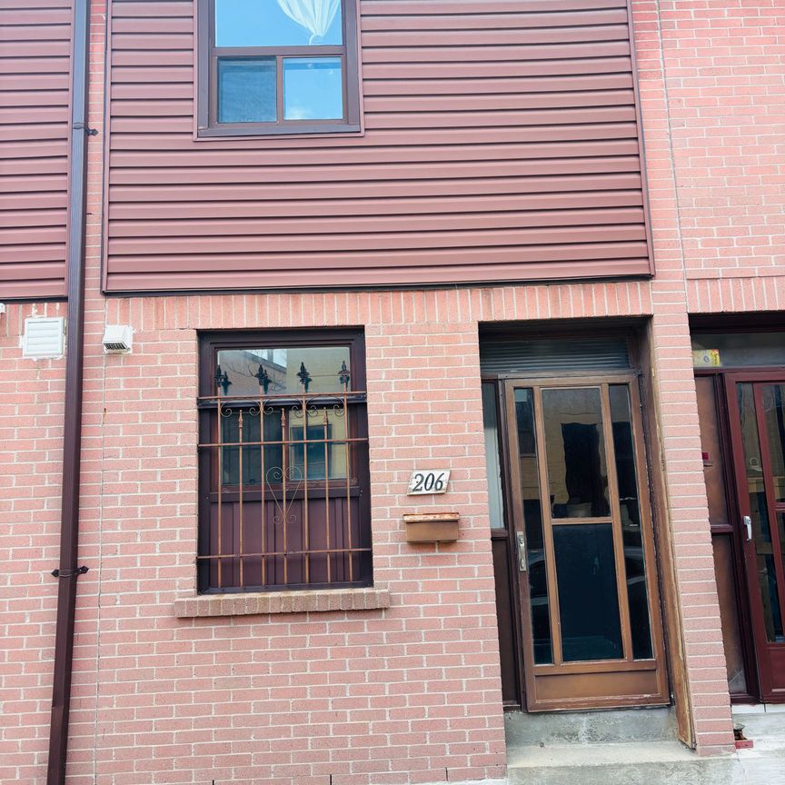 For Lease - 275 Broadview Avenue Unit# 206, Toronto, Ontario - Photo 1