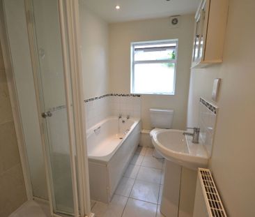 Lower Street, Kettering, Northamptonshire, NN16 8DL - Photo 2