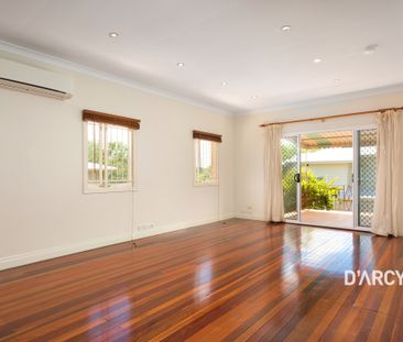 51 LESLIE ST - Photo 1
