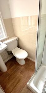 1 bedroom Flat To Let - Photo 3