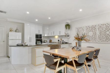 2 Storey Executive Residence - City Fringe - Photo 5