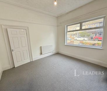 3 bedroom terraced house to rent - Photo 6