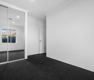 Brand New & Ready for You - Beautiful Henley Brook Living - Photo 2