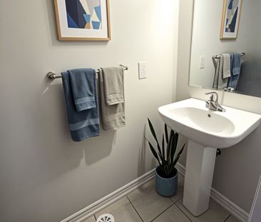 For Lease - 518 Buckeye Court, Milton, Ontario - Photo 5