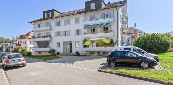 Lichtdurchflutetes Zuhause: Moderne 4-Zimmer-Wohnung mit Charme in Olten! - Foto 2