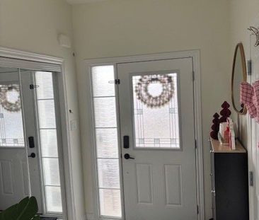 For Lease - 106 Whitefoot Crescent, Ajax, Ontario - Photo 2