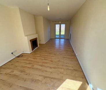 2 bedroom house to rent - Photo 2