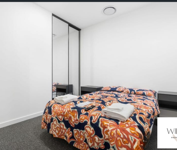 Executive Living at Its Finest – Fully Furnished Townhouse - Photo 6