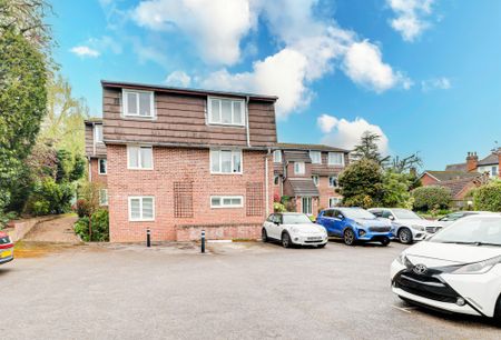Douglas Road, Harpenden, AL5 2HW - Photo 3