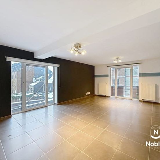 Appartement te huur - Photo 1