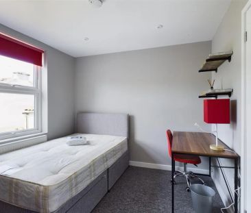 Beaconsfield Road, Brighton - Photo 3
