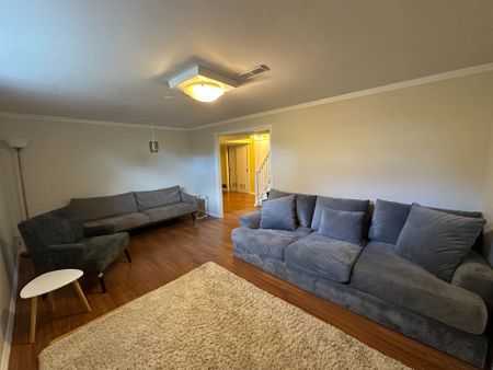 For Lease - 183 Grove Park Drive, Burlington, Ontario - Photo 4