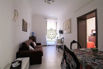 Trilocale con cortile