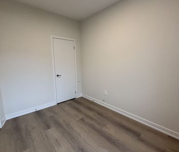 For Lease - 25 Mermot Lane, Richmond Hill, Ontario - Photo 6