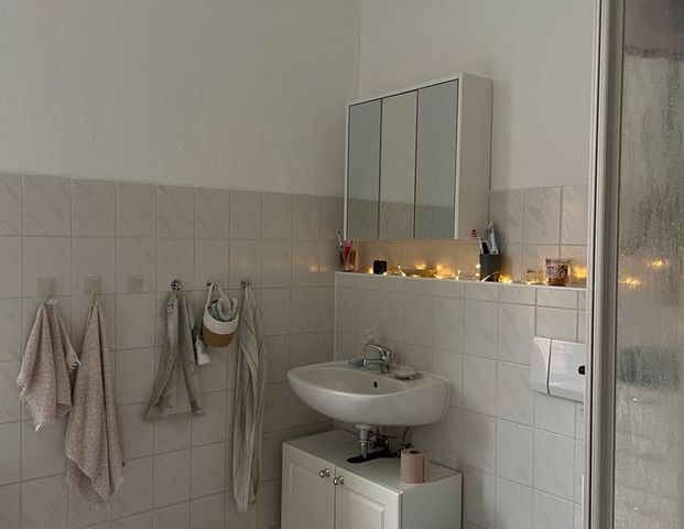 schöne 3 Raumwohnung im bunten Freiimfelde Viertel - Foto 1