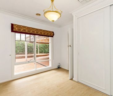 Well Maintained Family Home - Photo 6