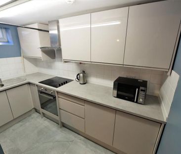 4 bedroom house to rent - Photo 6