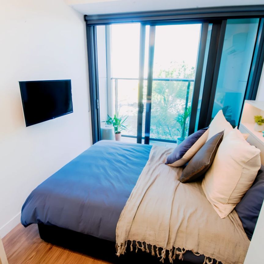 Studio with Terrace Upper - Photo 1