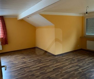 Halver-Oberbrügge: Gepflegte und gemütliche 2-Zimmer-Wohnung im Dac... - Photo 2