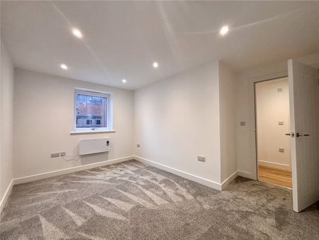 London Road, Old Basing, Basingstoke, RG24 - Photo 5