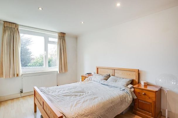 1 Bedroom Flat To Let - Photo 1