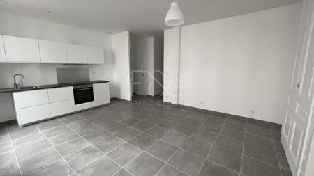 T3 rénové de 61 m² - rue Villon Lyon 8ème - Photo 3