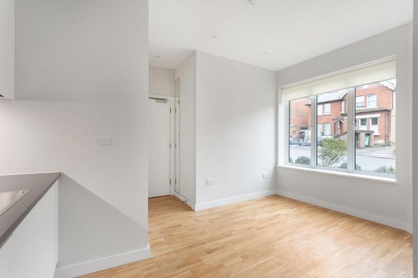 Ground floor flat to rent - Photo 1
