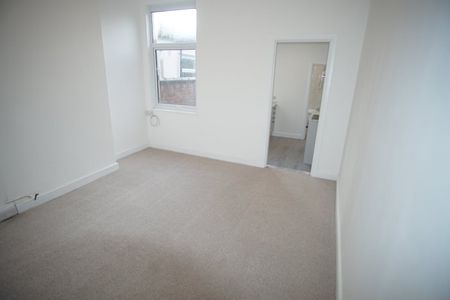 2 Bed Terraced House, St. Georges Road, CV1 - Photo 4