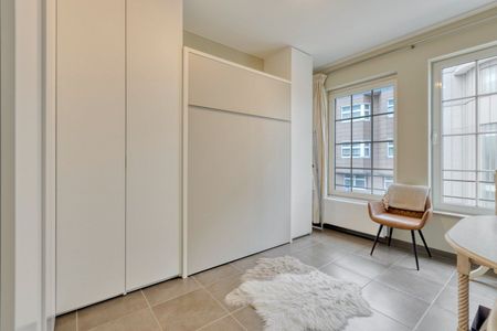 Ruim appartement met 2 slpks, parkeerplaats en dubbele garagebox in Mol-centrum ! - Photo 3