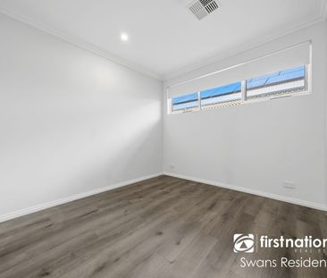 Beautifully Presented Home Offering Comfort and Convenience!! - Photo 3