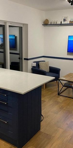 4 bedroom semi-detached house to rent - Photo 1