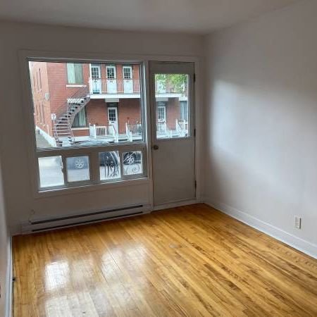 Apartment in Montreal near University of Montreal to Rent (Montreal) - Photo 1