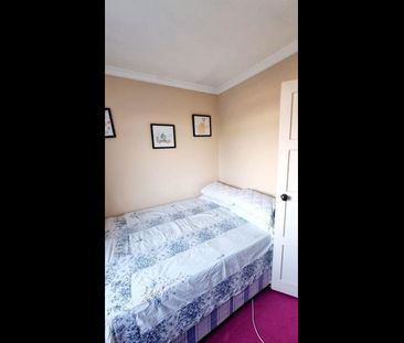 3 Bed Semi-Detached House, Bentinck Road, NG4 - Photo 6