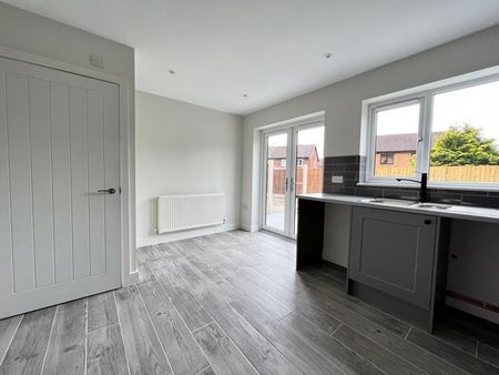 147 Harlescott Lane, Harlescott, Shrewsbury, SY1 3AT - Photo 3