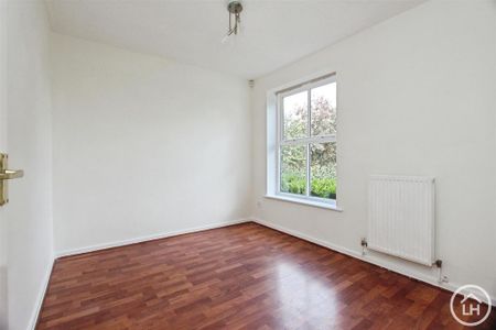 3 bedroom detached house to rent - Photo 4