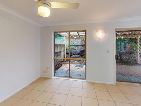 7/99-105 Greenacre Drive, Parkwood QLD - Photo 5