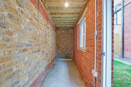 1 bedroom ground floor maisonette to rent - Photo 5