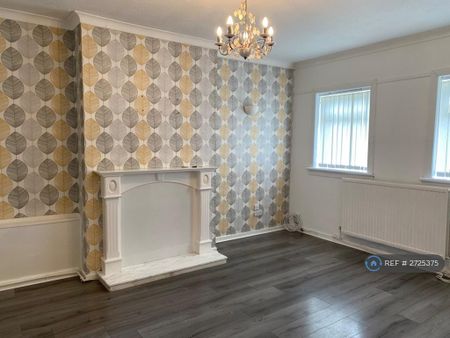 3 bedroom terraced house to rent - Photo 2