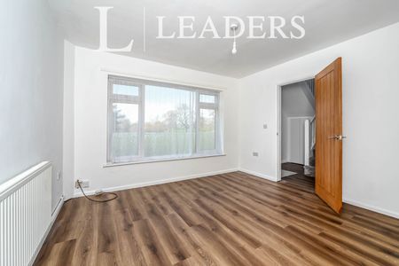 3 bedroom house to rent Bowhill, Bedford, Bedfordshire, MK41 - Photo 2