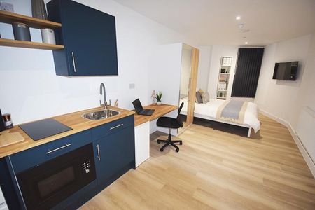 Studio to rent - Photo 2