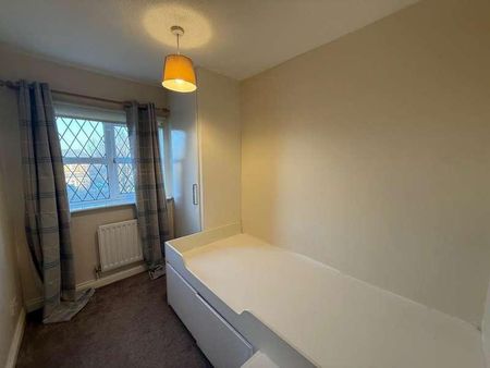 Helm Drive, Hull, HU9 - Photo 3