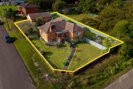 Central Location - Photo 3