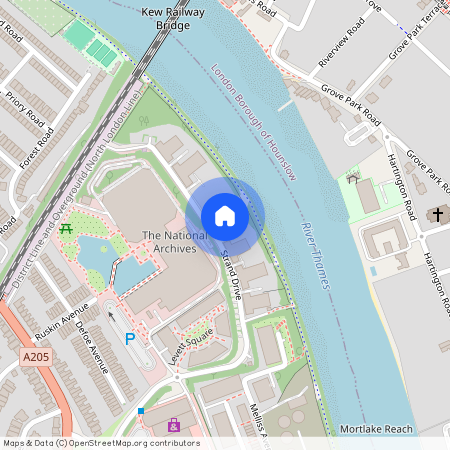 8 Strand Drive, Kew, Richmond