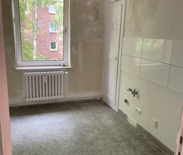 2,5-Zimmer-Wohnung in Kiel für Selbstrenovierer mit Balkon - Photo 4