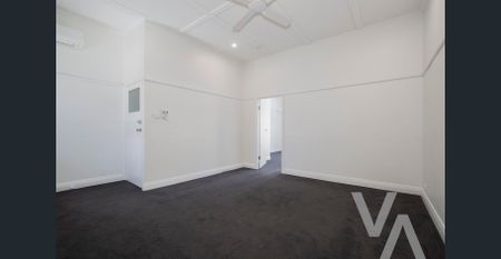 Your Next Move. - Photo 3