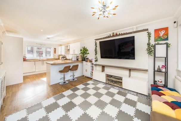 3 bedroom house to rent - Photo 1