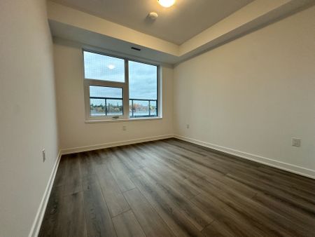 For Lease - 7439 Kingston Road Unit# 401, Toronto, Ontario - Photo 4