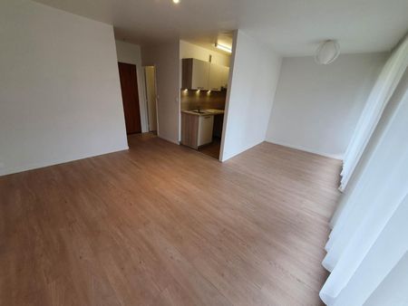 Location Appartement 1 pièce 31m² CHAMALIERES 63400 - Photo 4