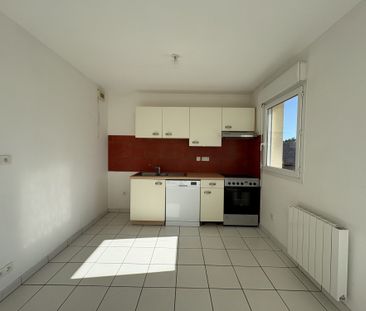 Location Appartement 2 pièces 44m² ONET LE CHATEAU 12850 - Photo 4